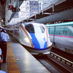 北陸新幹線-金沢2015