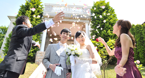 結婚報告はがきを作りましょう